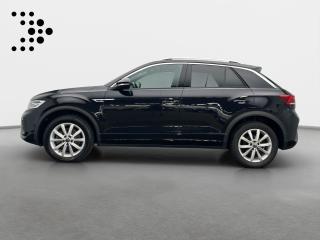 Volkswagen T-Roc R-Line – image 3 of 17