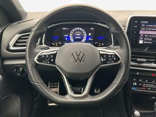 Volkswagen T-Roc R-Line – image 8 of 17