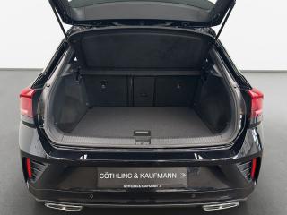 Volkswagen T-Roc R-Line – image 11 of 17