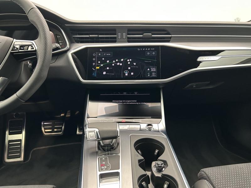 Audi A6 Avant S line – image 7 of 16