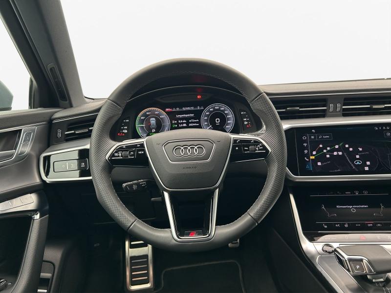 Audi A6 Avant S line – image 8 of 18