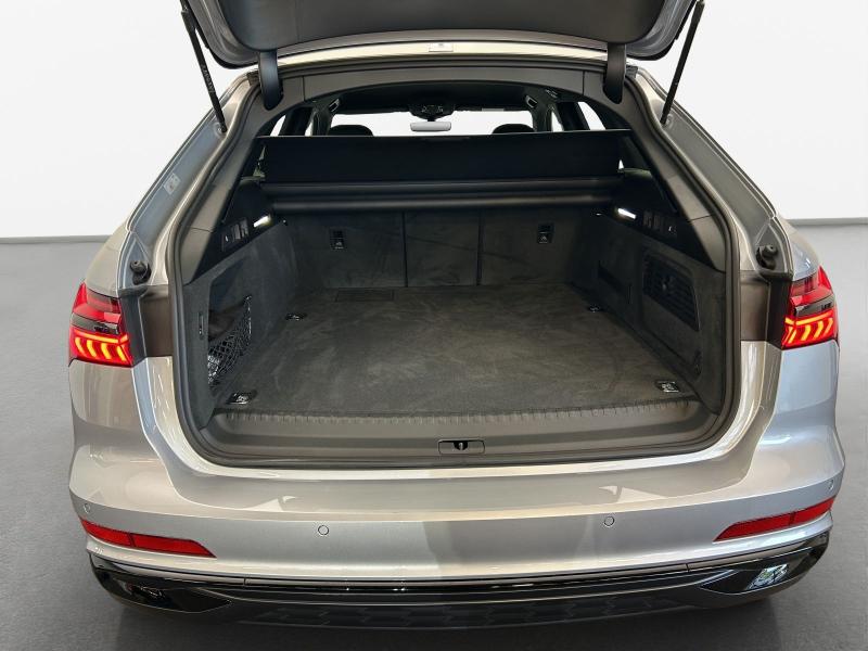 Audi A6 Avant S line – image 11 of 18