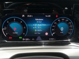 Volkswagen Golf Alltrack – image 22 of 23