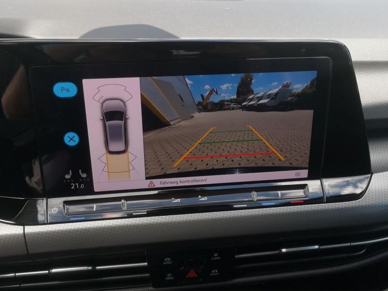 Volkswagen Golf Alltrack – image 8 of 23