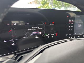 Audi Q5 S line – image 9 of 24