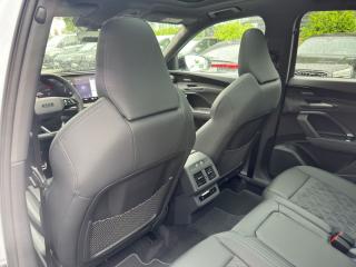 Audi Q5 S line – image 17 of 24