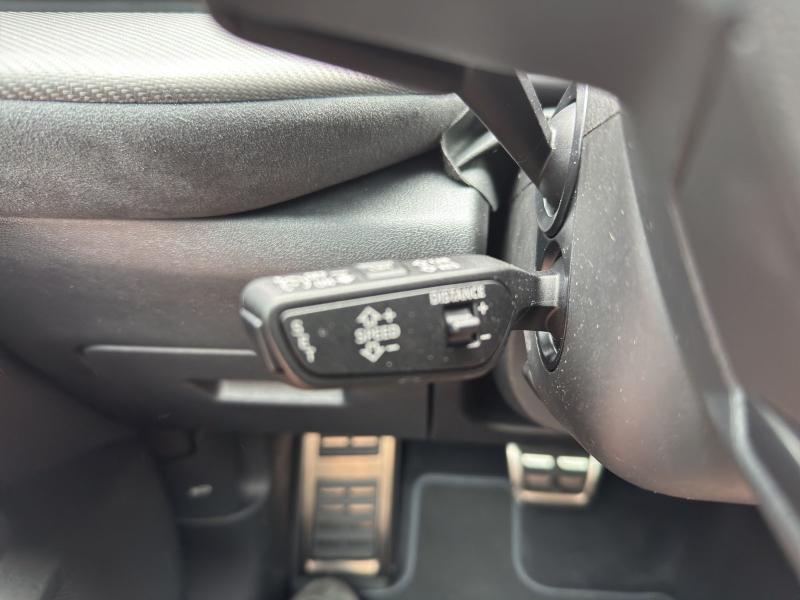 Audi Q5 S line – image 22 of 24