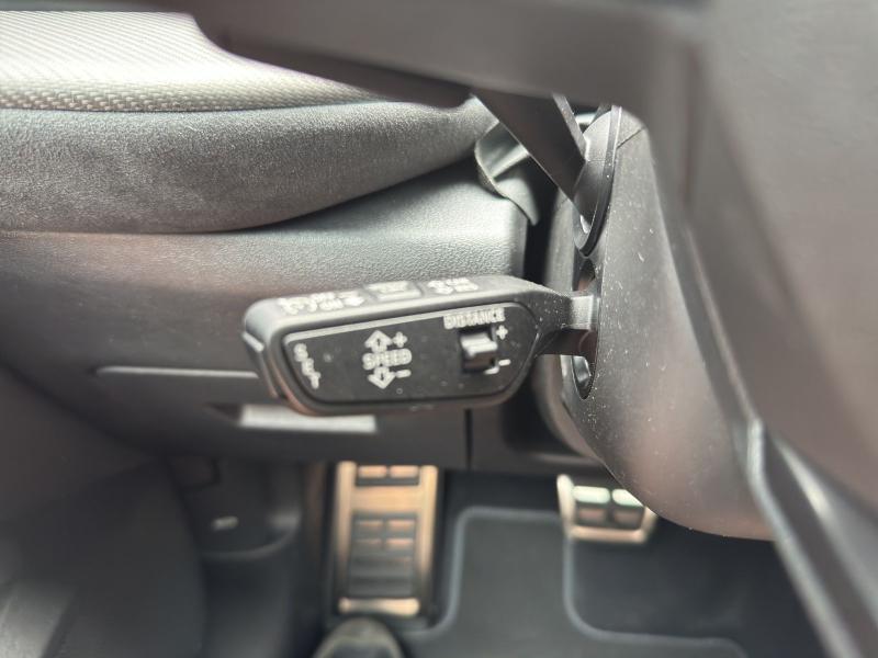 Audi Q5 S line – image 23 of 24