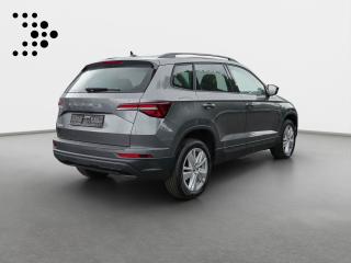 Škoda Karoq Selection – image 2 of 23