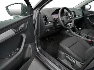 Škoda Karoq Selection – image 14 of 23
