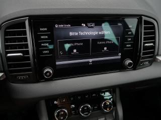 Škoda Karoq Selection – image 19 of 23