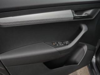 Škoda Karoq Selection – image 20 of 23