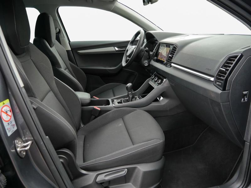 Škoda Karoq Selection – image 4 of 23