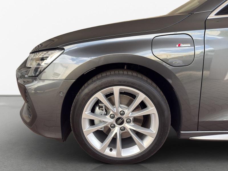 Audi A3 Sportback S line – image 11 of 14