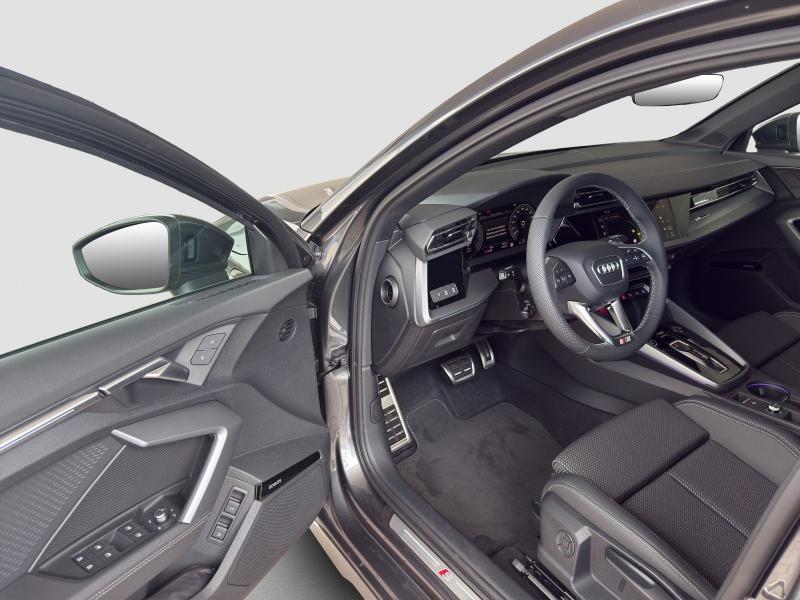 Audi A3 Sportback S line – image 12 of 14