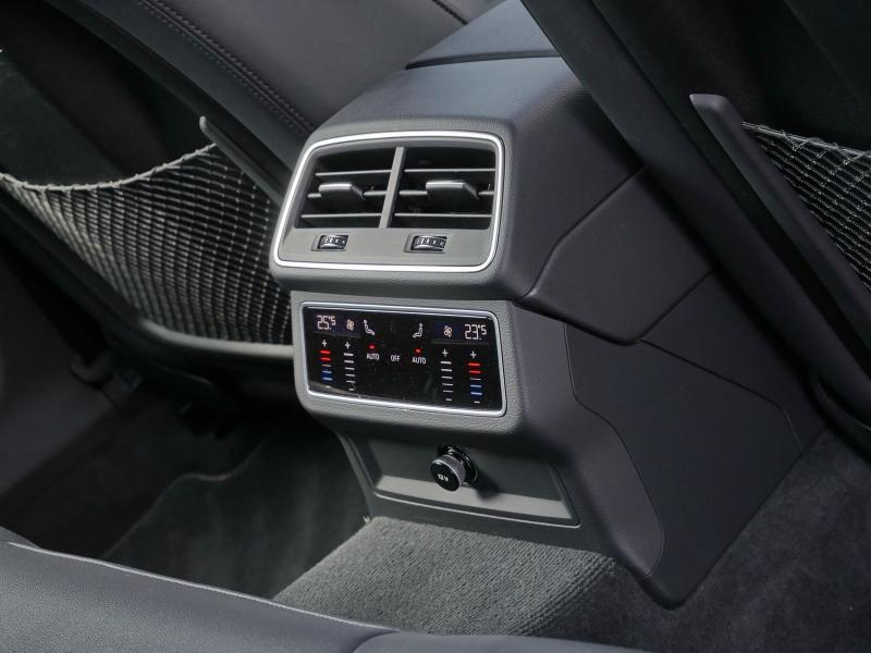 Audi A6 Avant advanced – image 16 of 23