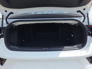 Volkswagen T-Roc Cabriolet R-Line – Bild 11 von 16
