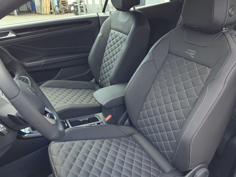 Volkswagen T-Roc Cabriolet R-Line – Bild 16 von 16