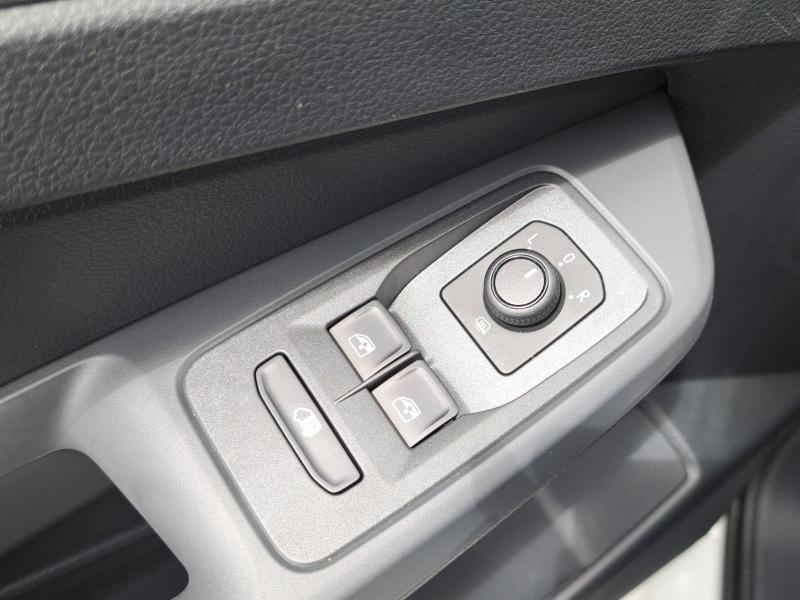 Volkswagen Caddy – image 17 of 22