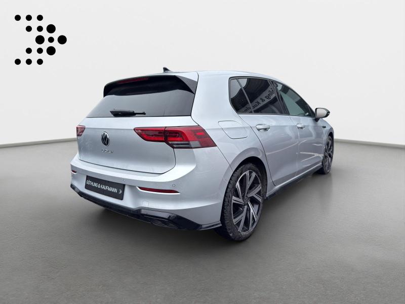 Volkswagen Golf R-Line – image 2 of 14