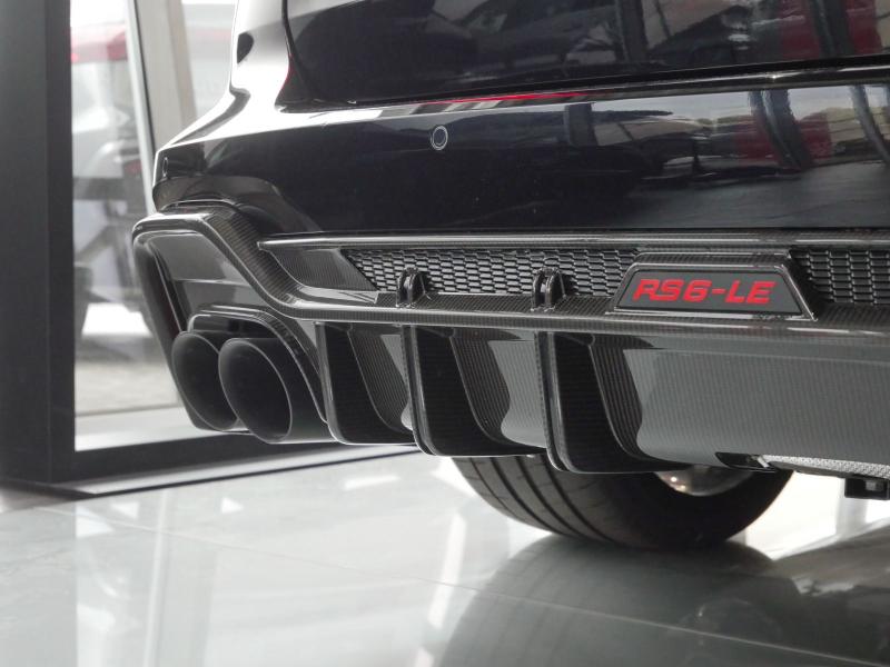 Audi RS 6 Avant Performance – image 4 of 40