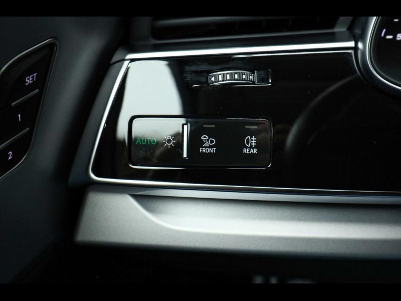 Audi Q7 – image 17 of 25