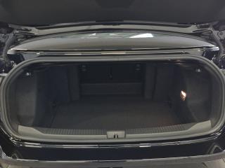 Volkswagen T-Roc Cabriolet R-Line – Bild 11 von 15