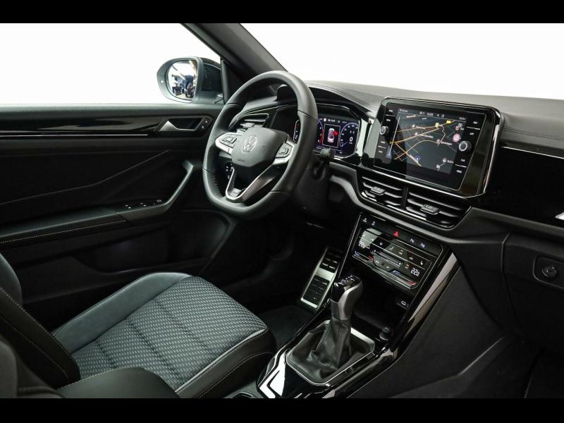 Volkswagen T-Roc Cabriolet R-Line – image 12 of 15