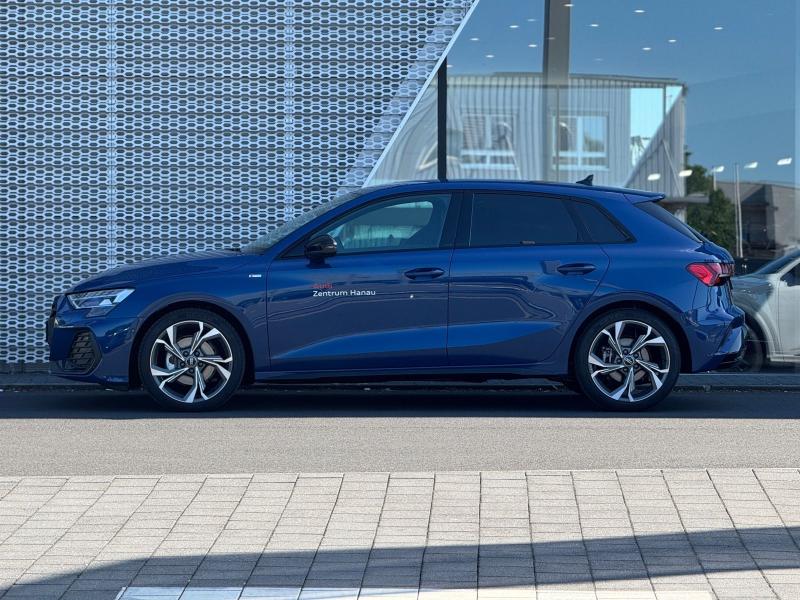 Audi A3 Sportback S line – image 2 of 15