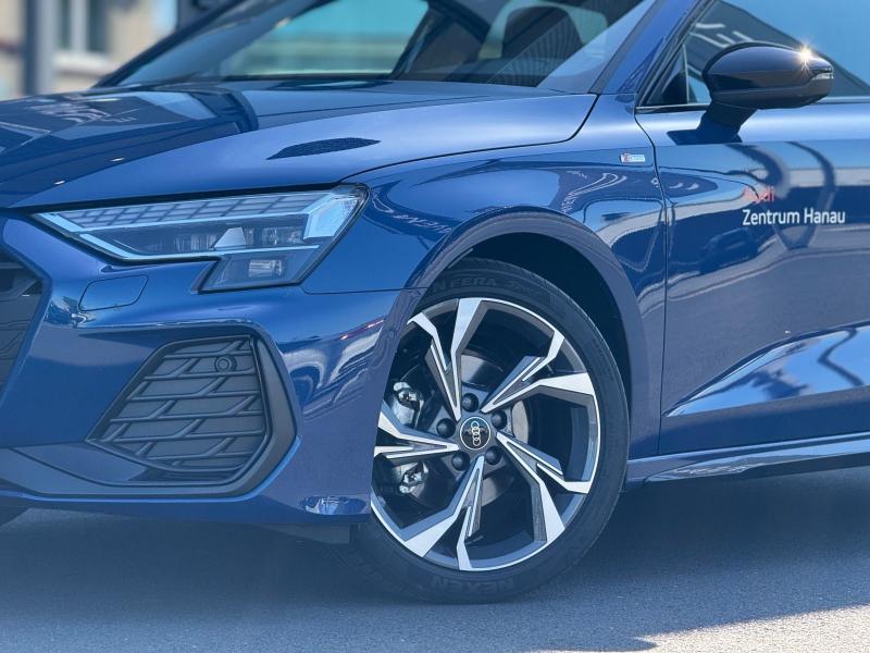 Audi A3 Sportback S line – image 7 of 15