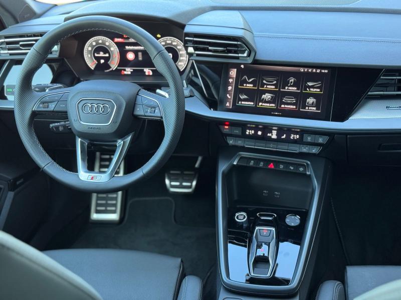 Audi A3 Sportback S line – image 8 of 15
