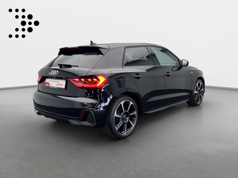 Audi A1 Sportback S line – image 2 of 17