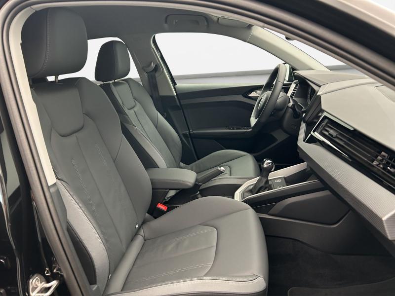 Audi A1 Sportback S line – image 4 of 17