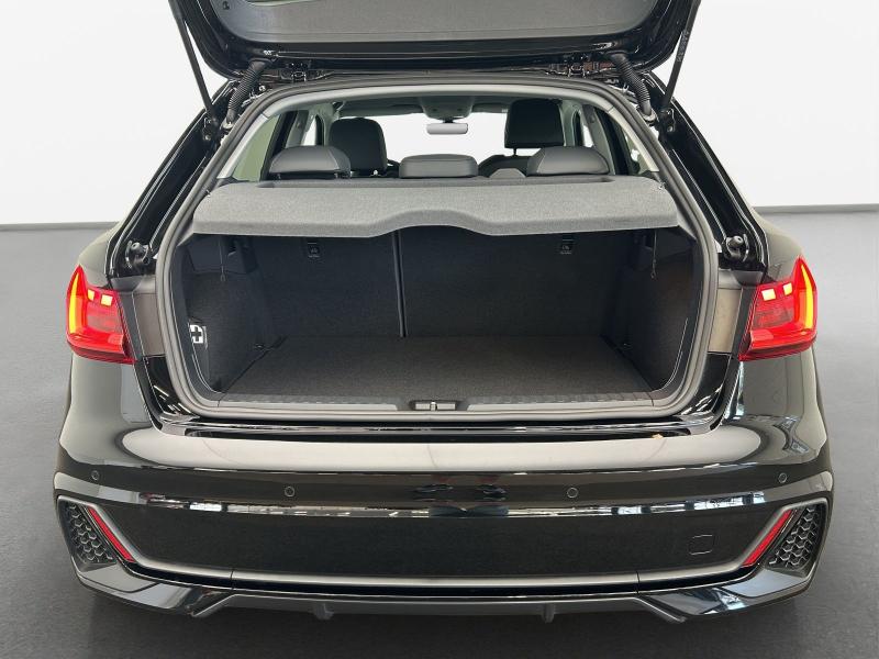 Audi A1 Sportback S line – image 11 of 17