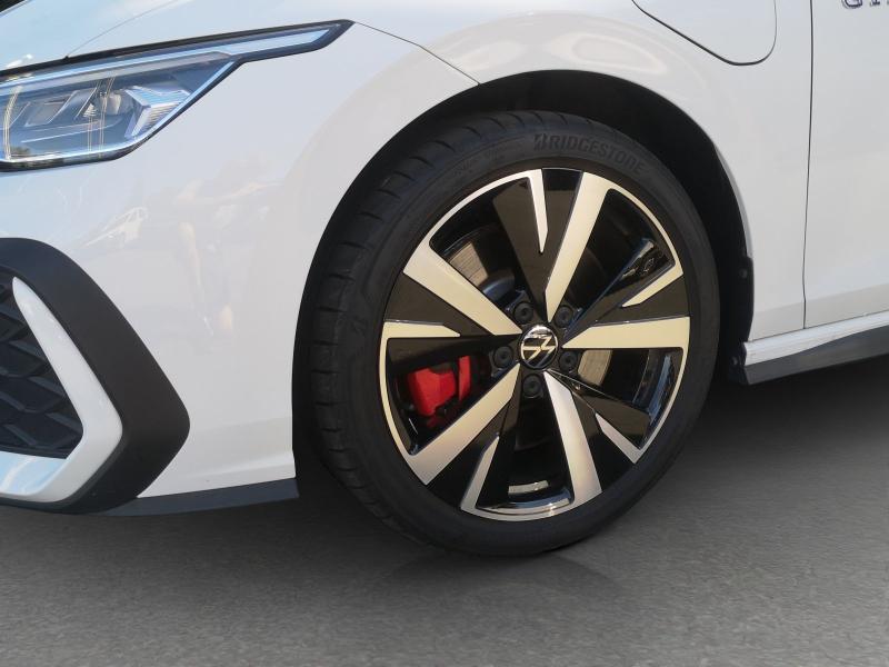 Volkswagen Golf GTE – image 13 of 21