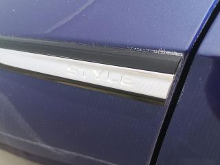 Volkswagen Golf Style – image 17 of 23