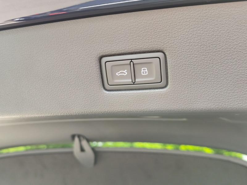 Audi A7 Sportback S line – image 15 of 23