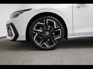 Volkswagen Golf R-Line – image 7 of 15