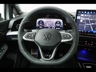 Volkswagen Golf R-Line – image 11 of 15