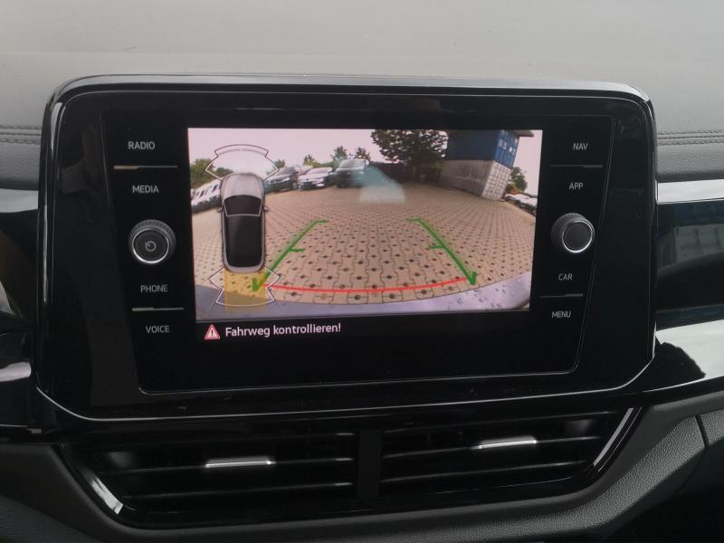 Volkswagen T-Roc Cabriolet R-Line – Bild 8 von 22