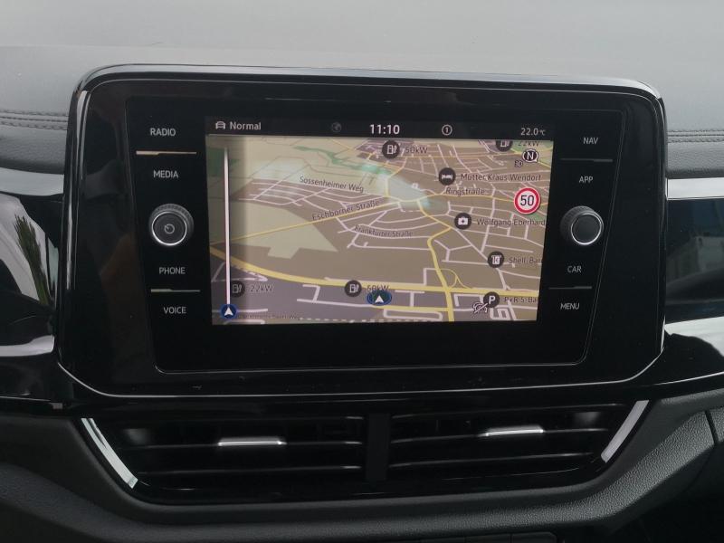 Volkswagen T-Roc Cabriolet R-Line – Bild 9 von 22