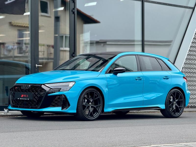 Audi RS 3 Sportback – image 1 of 19