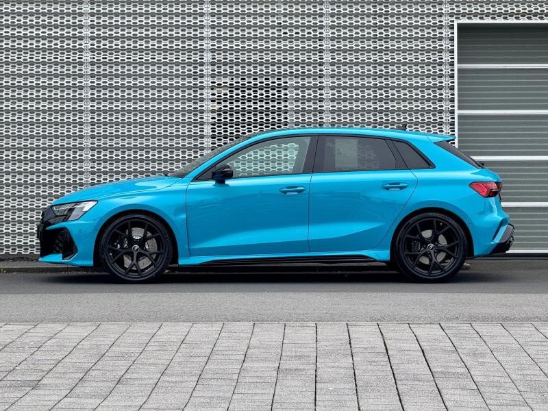 Audi RS 3 Sportback – image 2 of 19