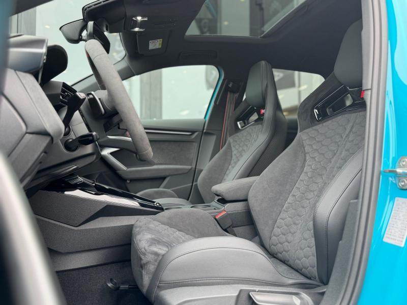 Audi RS 3 Sportback – image 14 of 19
