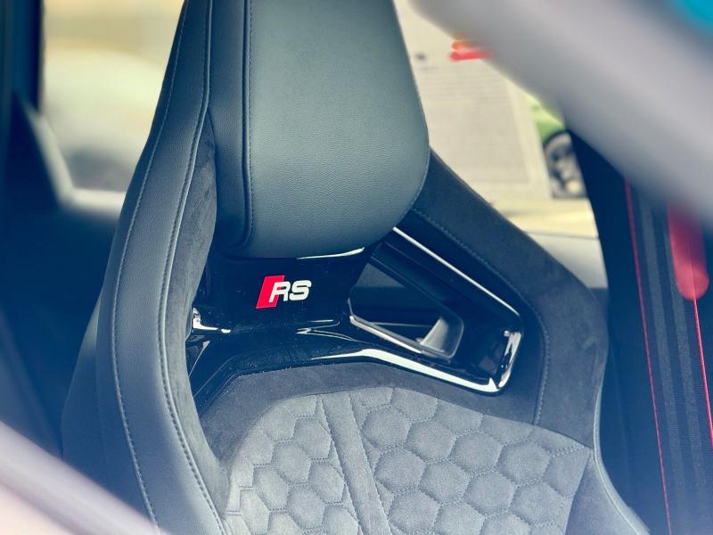 Audi RS 3 Sportback – image 17 of 19