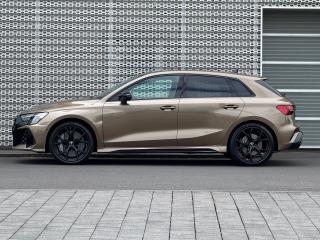 Audi RS 3 Sportback – image 2 of 17