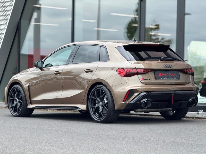 Audi RS 3 Sportback – image 3 of 17