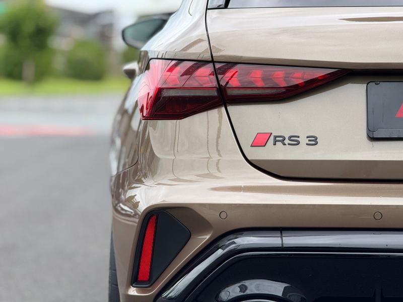 Audi RS 3 Sportback – image 6 of 17