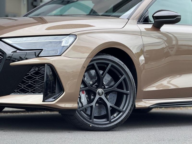 Audi RS 3 Sportback – image 8 of 17