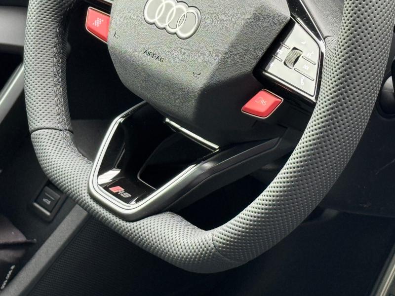 Audi RS 3 Sportback – image 11 of 17